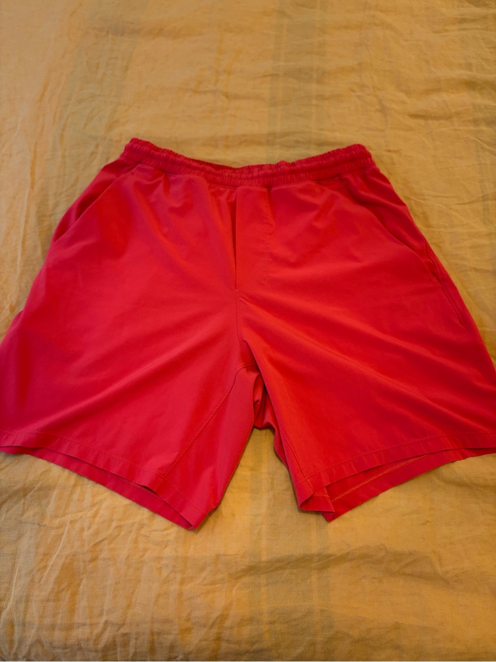 Lululemon men’s red shorts